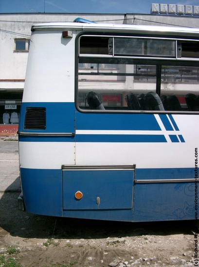 Bus