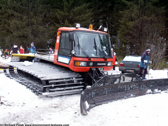 Snow Vehicles