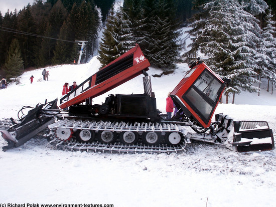 Snow Vehicles