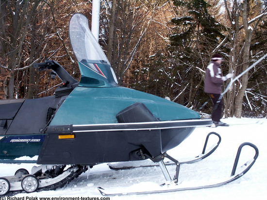 Snow Vehicles