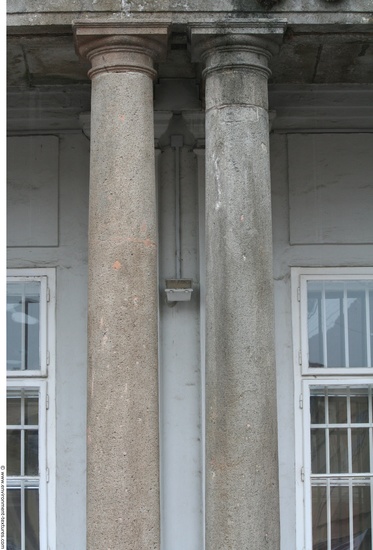 Pillar