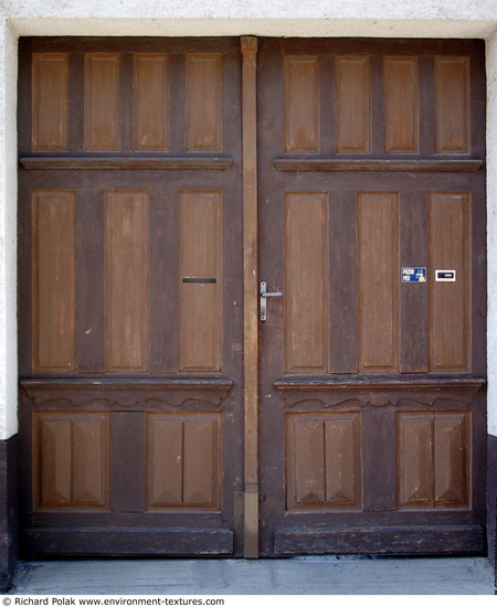 Double Wooden Doors