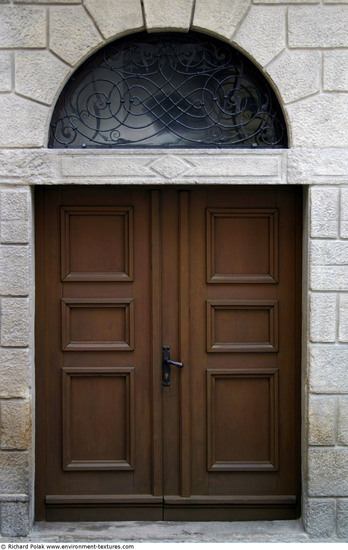 Double Wooden Doors