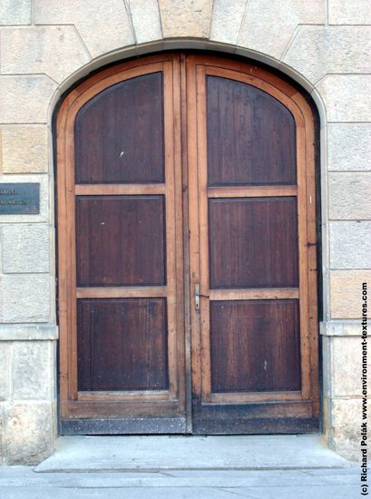 Double Wooden Doors