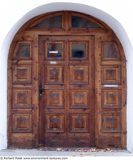 Single Old Wooden Doors