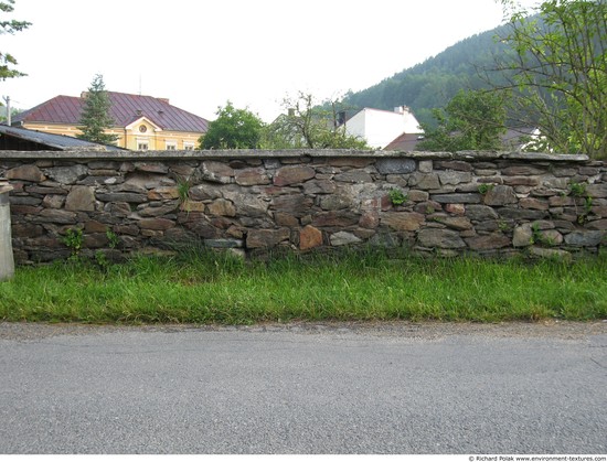 Walls Fence