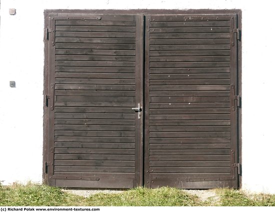 Double Wooden Doors