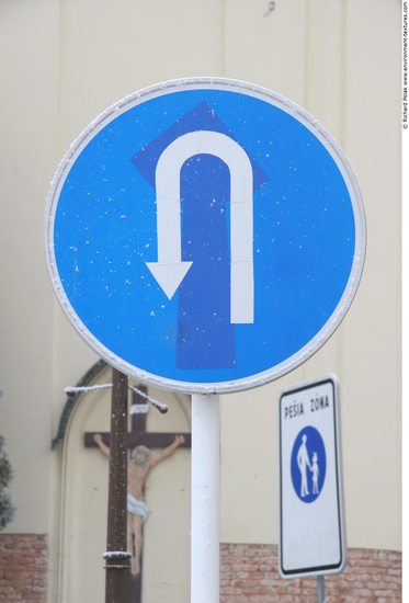 Directional Traffic Signs