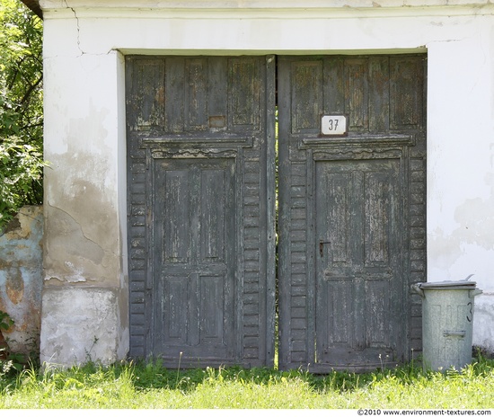 Double Wooden Doors