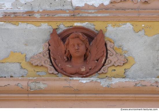 Heads Ornate