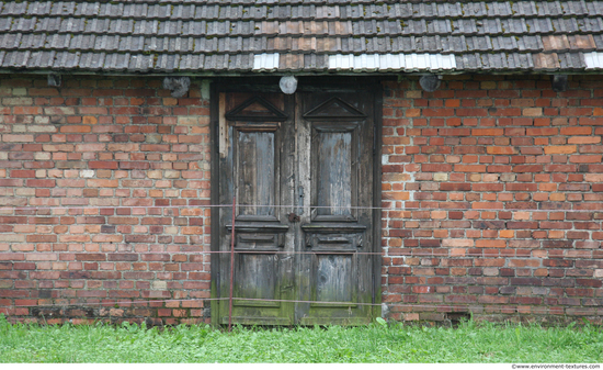 Double Wooden Doors