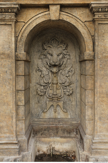 Heads Ornate