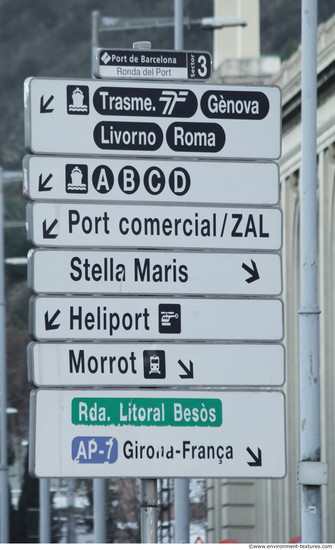 Directional Traffic Signs