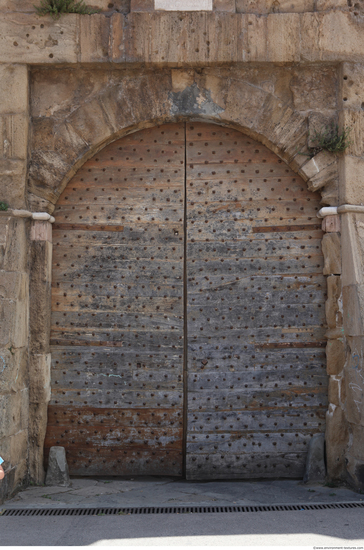 Double Wooden Doors