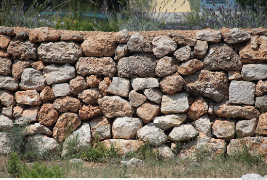 Mixed Size Walls Stones